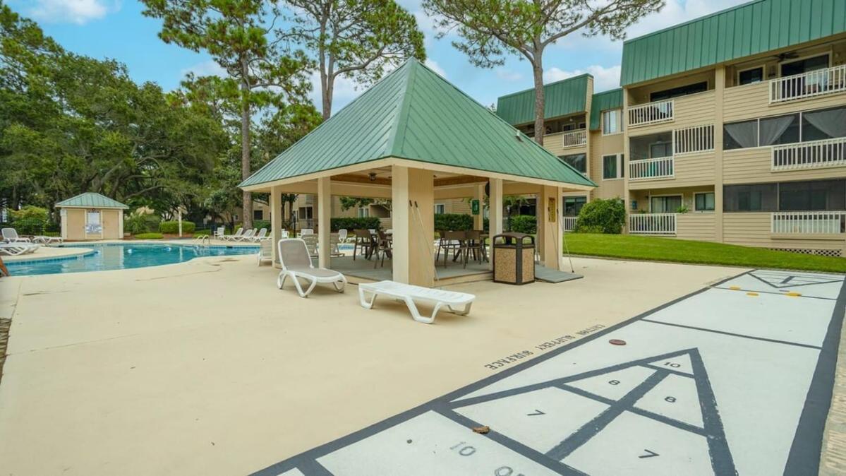 Walk To The Beach Waterfront Oasis Hilton Head Island Exterior foto